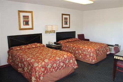 Golden Wheat Budget Host Inn Junction City Exterior foto